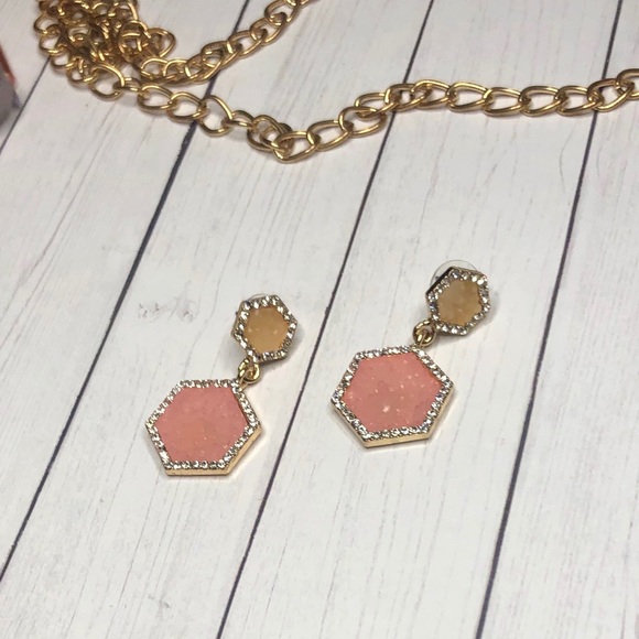 GeoSparkle Dangly Earrings - Pastel - Picture 5 of 7